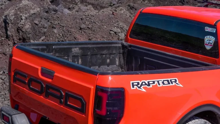 Ford Raptor jeep rental in Bali