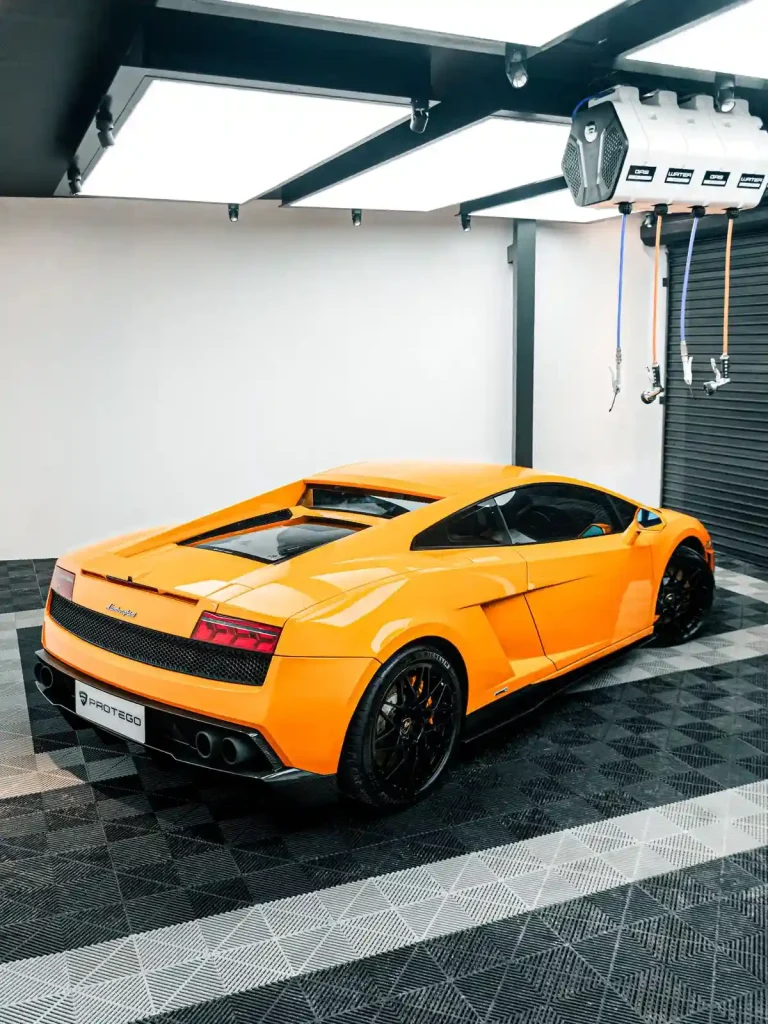 Lamborghini Gallardo LP 550-2 interior, supercar rental in Bali